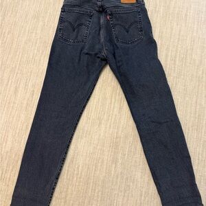 Levi's Women’s skinny indigo Jeans, wedgie size 27